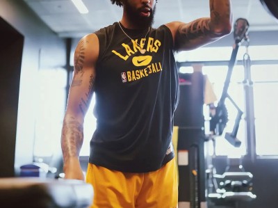 日本队前途光明！，浓眉哥新星战术调整表现突出赢得满堂喝彩(浓眉哥进攻集锦)NineGame Sports